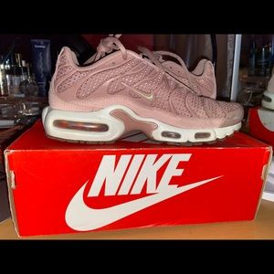 Nike Air Max Plus